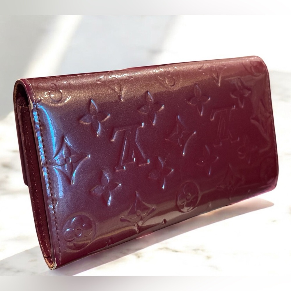 Louis Vuitton Amarante Monogram Vernis Sarah Wallet Rouge Fauviste EUC - Picture 12 of 14